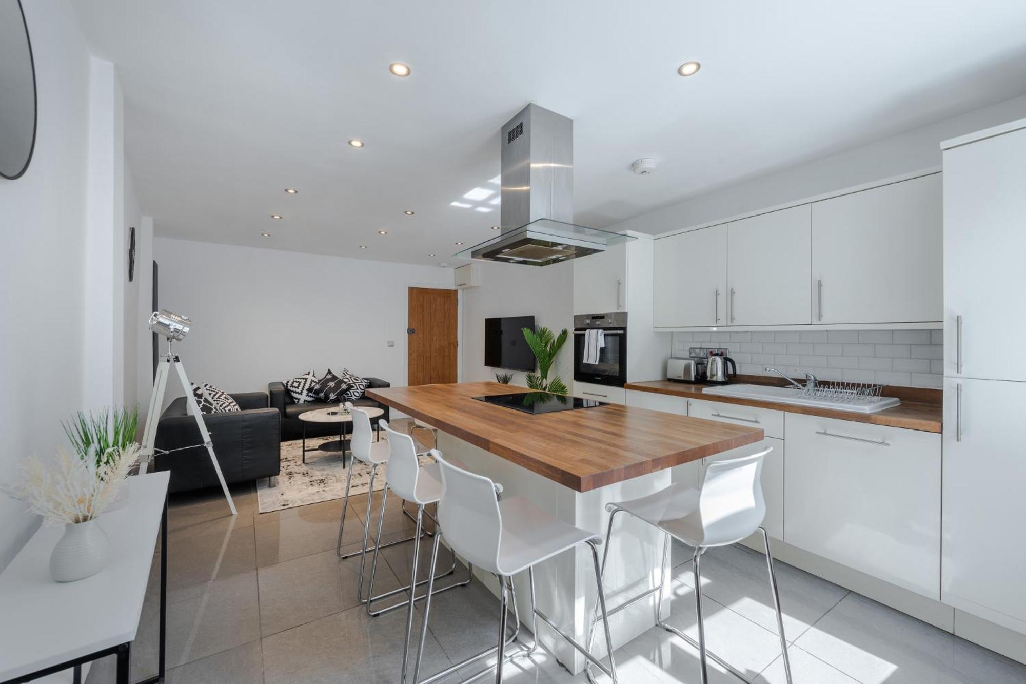Stylish Two Bedroom Apartment By Central London With Garden Exterior photo